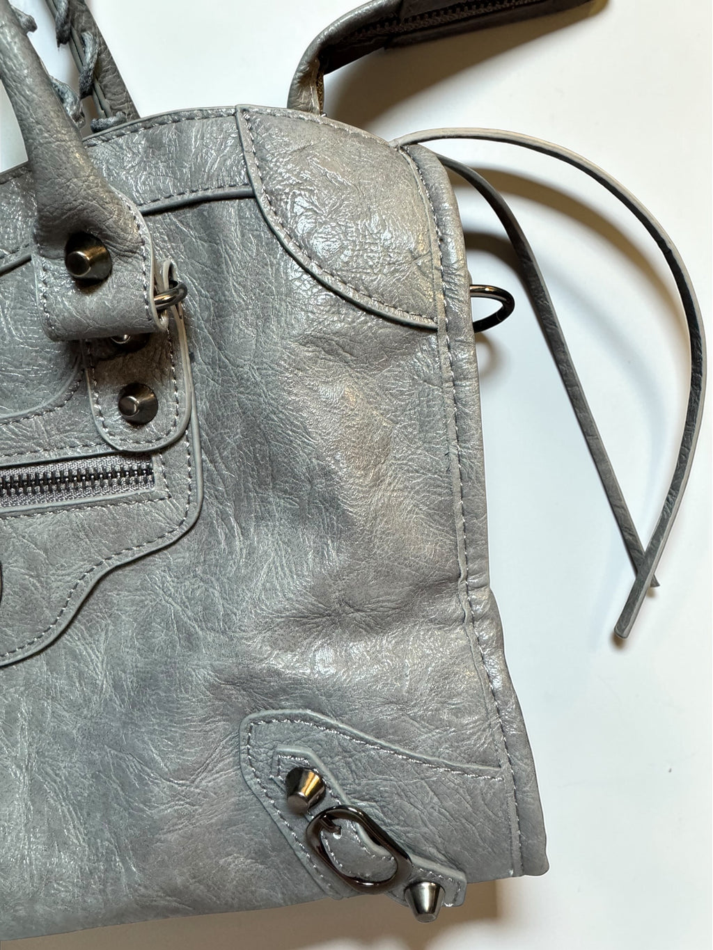 Sac City gris argenté tendance – Style urbain chic