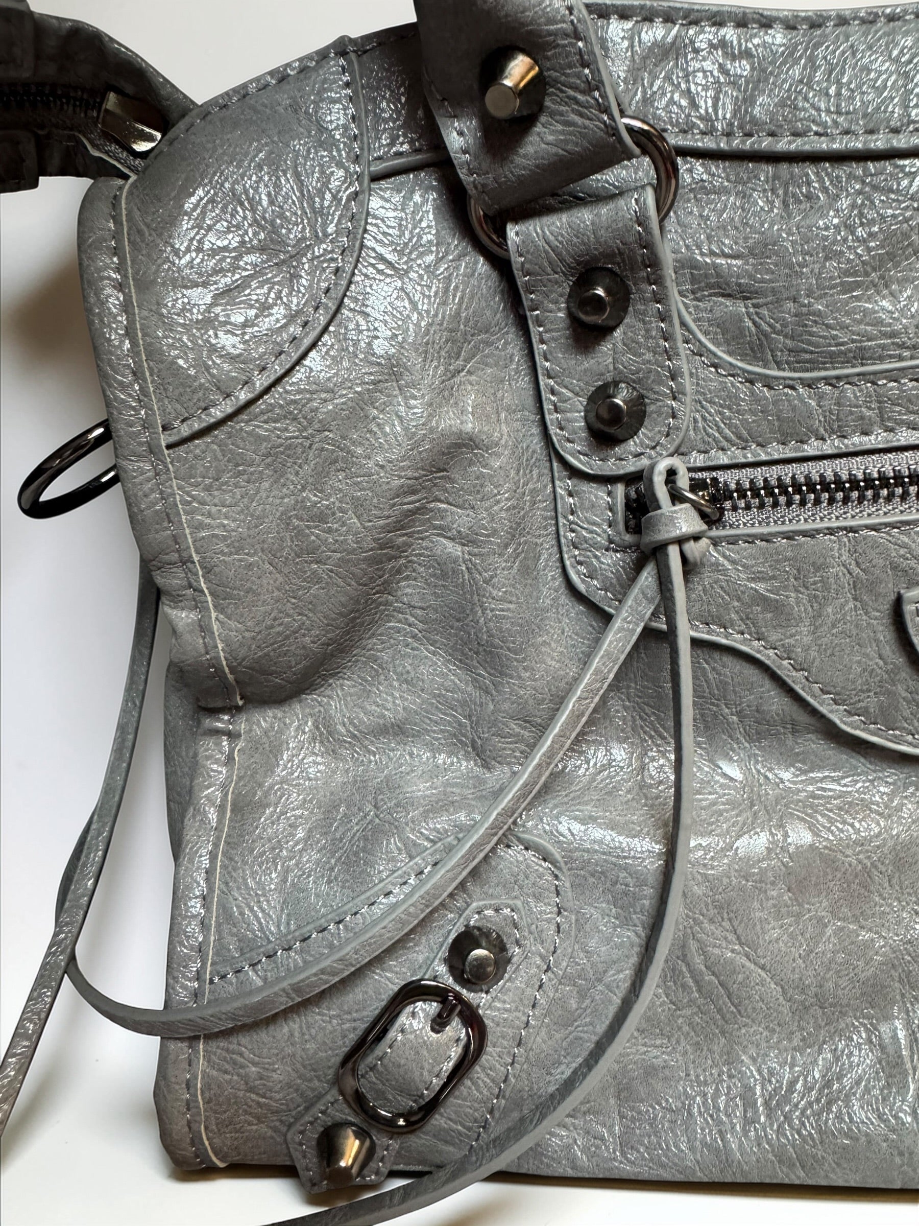 Sac City gris argenté tendance – Style urbain chic